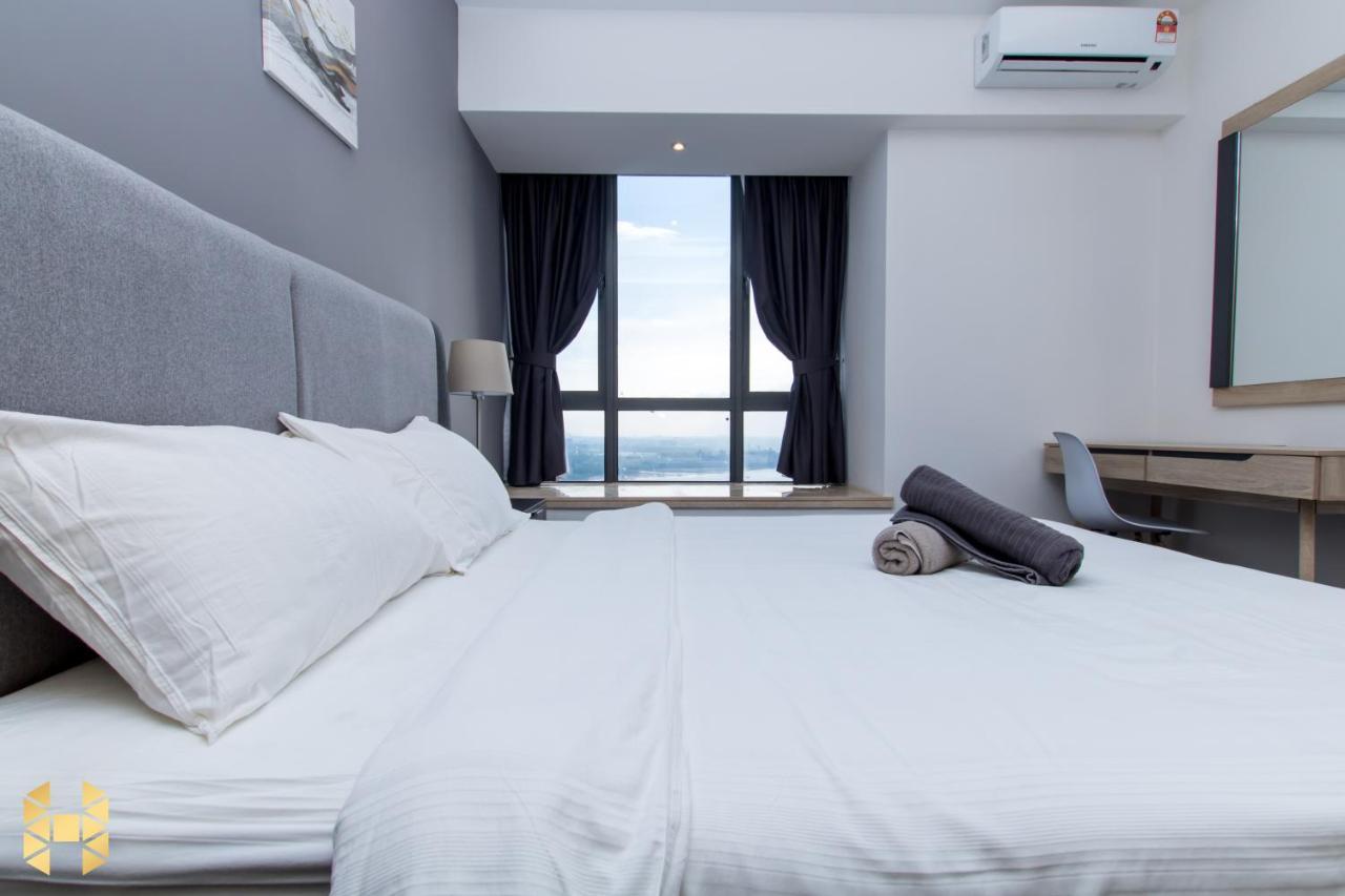 R&F Princess Cove Ciq Premium Sea & City View Suites By Neo Джохор Бахру Екстериор снимка