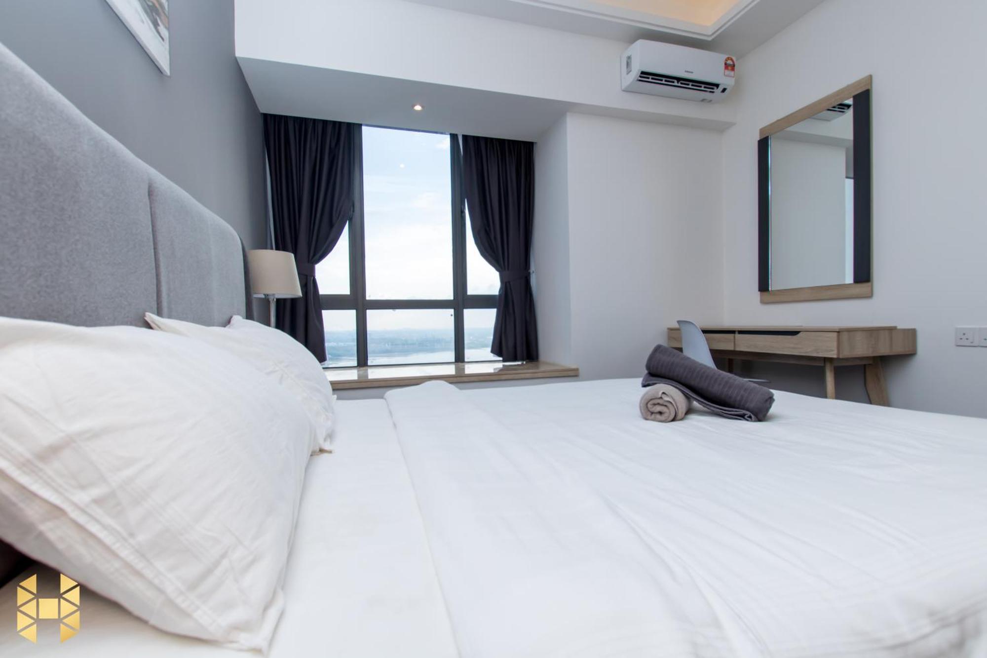 R&F Princess Cove Ciq Premium Sea & City View Suites By Neo Джохор Бахру Стая снимка